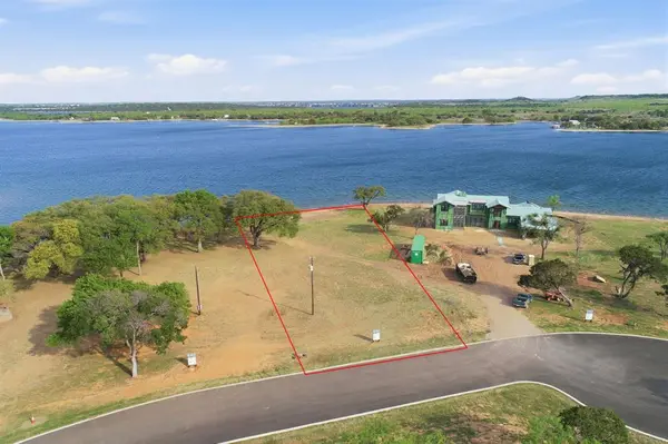 2705 Frontier Shores Lane, Graford, TX 76449