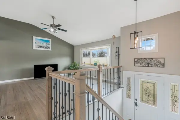 20 Hayward St, Bridgewater Twp., NJ 08805