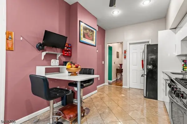 102 Treacy Ave, Newark City, NJ 07108