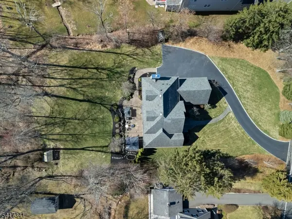 916 VALLEY ROAD, Watchung Boro, NJ 07069