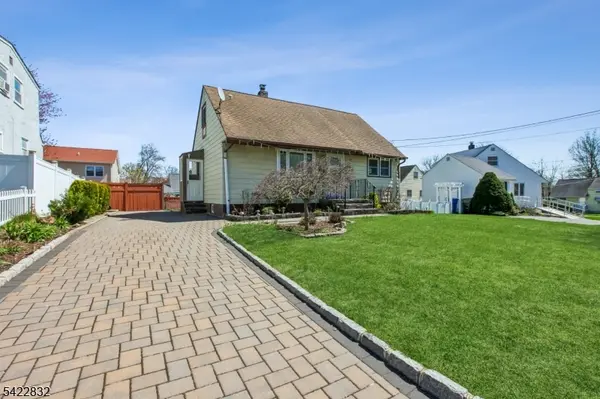 33 Adams St, Woodbridge Twp., NJ 08830