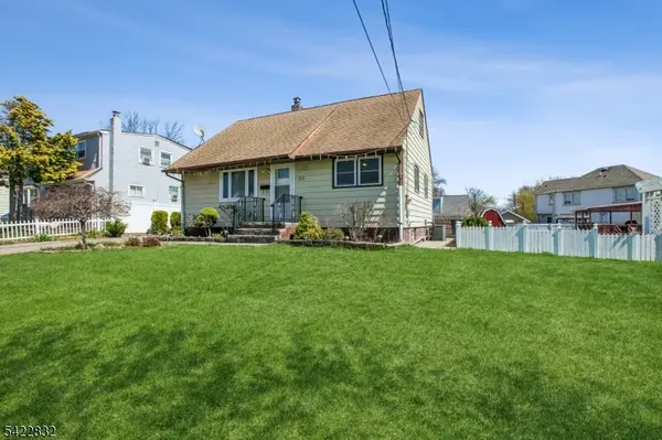 33 Adams St, Woodbridge Twp., NJ 08830