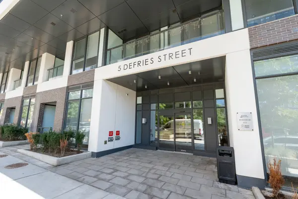 5 Defries ST #1804, Toronto C08, ON M5A 0W7