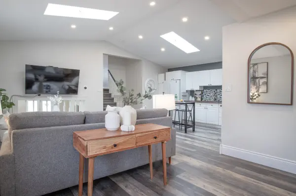 35 Dale Park DR, Clarington, ON L1E 2Z4