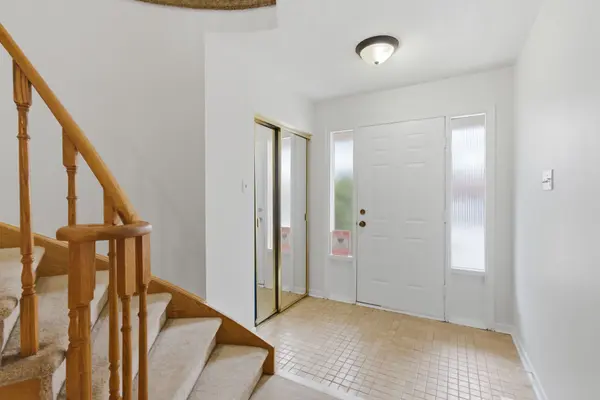 13 Brocklesby CRES, Ajax, ON L1T 2J1