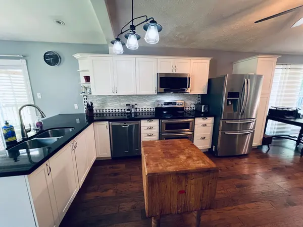 59 Forest Hill DR, Adjala-tosorontio, ON L0M 1J0