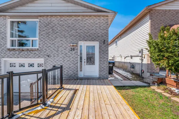 20 Longview DR, Bradford West Gwillimbury, ON L3Z 2H2