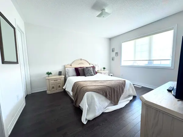 1003 Green ST #Upper Two Beds + One Bath, Innisfil, ON L0L 1W0