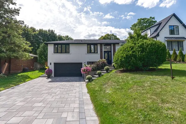 206 Richard AVE, Newmarket, ON L3Y 4P7