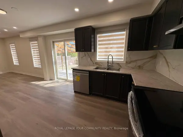 52 Stanley ST, Barrie, ON L4M 6V6