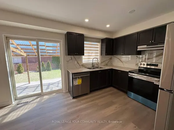 52 Stanley ST, Barrie, ON L4M 6V6