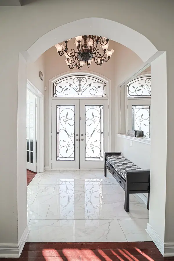 3565 Stonecutter CRES, Mississauga, ON L5M 7N7