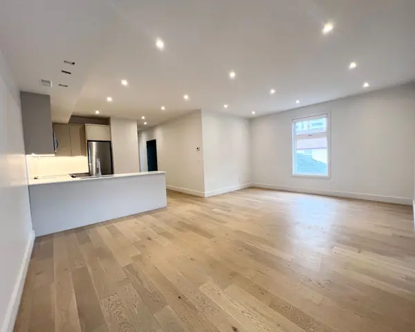 909 Castlefield AVE #2, Toronto W04, ON M6B 1C9