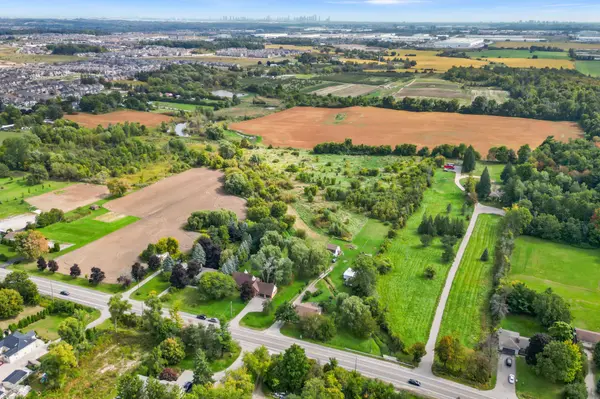 2701 Embleton RD, Brampton, ON L6Y 0E8