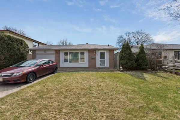 21 Willis DR, Brampton, ON L6W 1A8