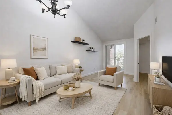 75 Bristol RD E #199, Mississauga, ON L4Z 3P2