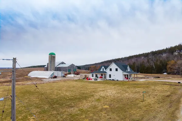 383230 Dawson RD, Georgian Bluffs, ON N0H 2T0