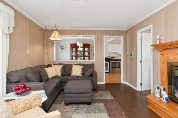 272 Crosby DR, Kawartha Lakes, ON K0M 1A0