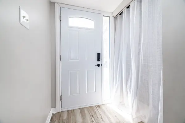 28 Peary WAY #28, Kanata, ON K2L 1Z8