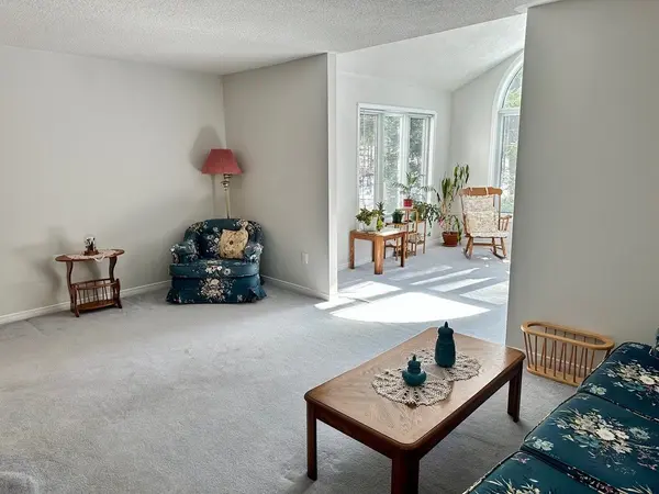 45 Pine Ridge Gate E, Gravenhurst, ON P1P 1Y4