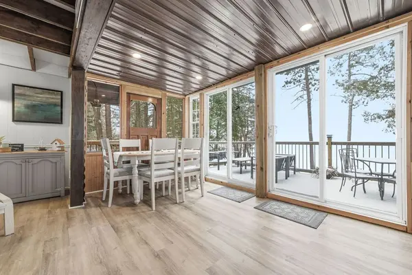 51 Maple Grove LN, North Algona Wilberforce, ON K0J 1T0