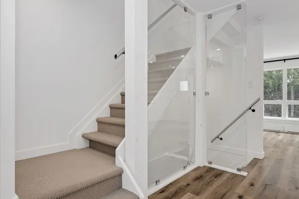 23 Pixley Private, Alta Vista And Area, ON K1G 4C3