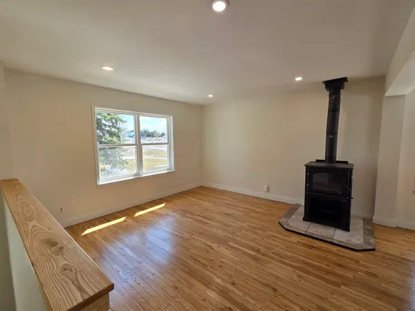 7324 5 Side Road E, Wellington North, ON N0G 2L0