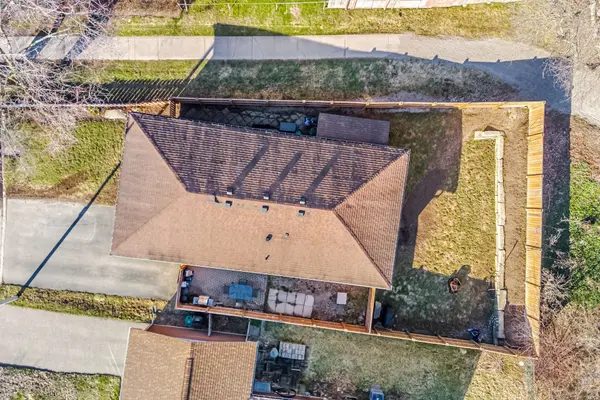 114 Arrowhead CRES, Kitchener, ON N2P 1B9