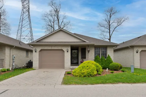 410 Burwell RD #14, St. Thomas, ON N5P 4N6