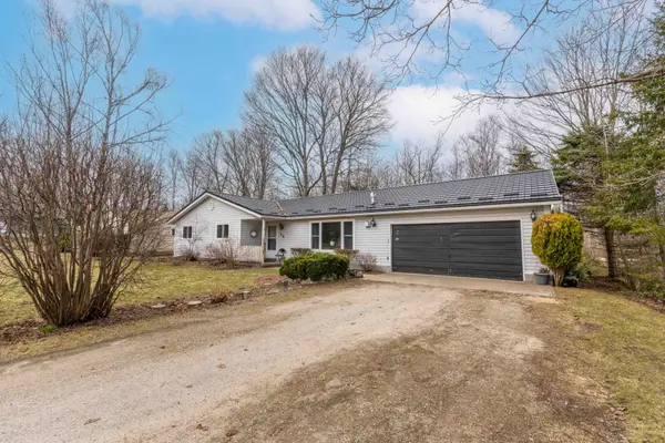 14 Mapleport CRES S, South Bruce Peninsula, ON N0H 2G0