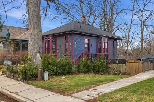 108 McClary AVE, London South, ON N6C 1P8