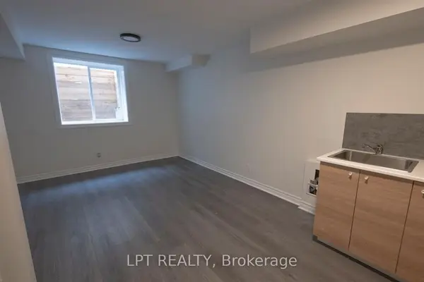 B-27 Rockcress GDNS, South Of Baseline To Knoxdale, ON K2G 5A6