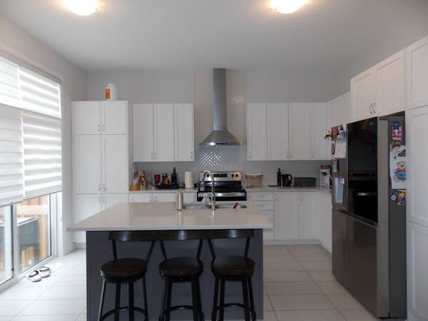 110 Lynn Coulter ST, Barrhaven, ON K2J 7C5