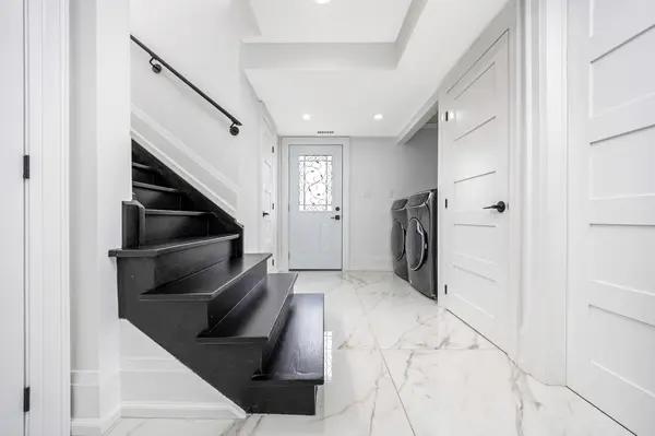 5938 Trafalgar RD, Erin, ON N0B 1Z0