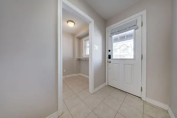 132 Conifer Creek CIR, Kanata, ON K2M 0M2