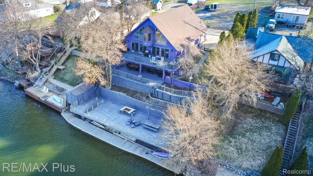 1380 Pratt DR, Elba Township, MI 48446