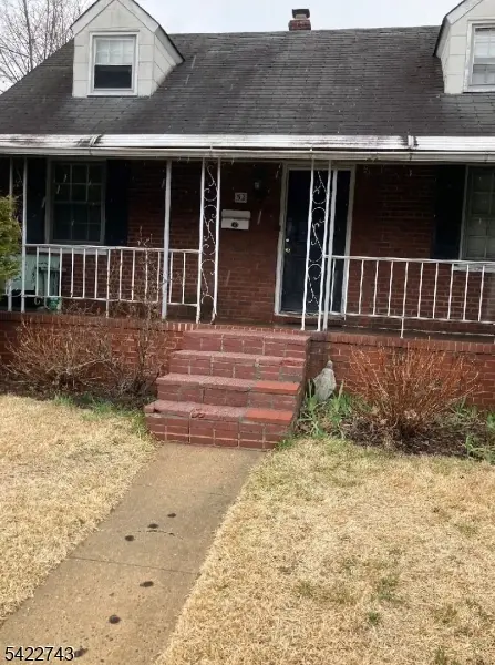 52 Caroline Ave, Hamilton Twp., NJ 08610