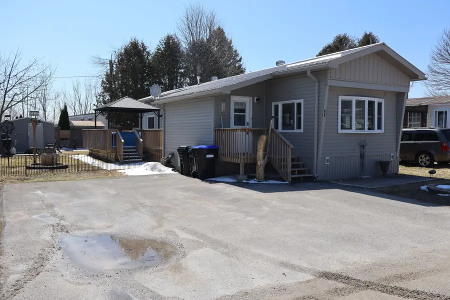 4976 25th Side Road #42, Essa, ON L0L 1N0