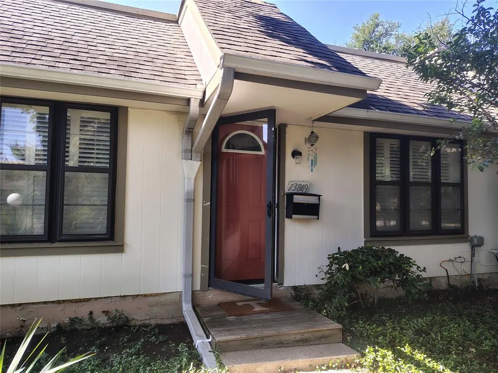 13849 Leinsper Green Street, Dallas, TX 75240