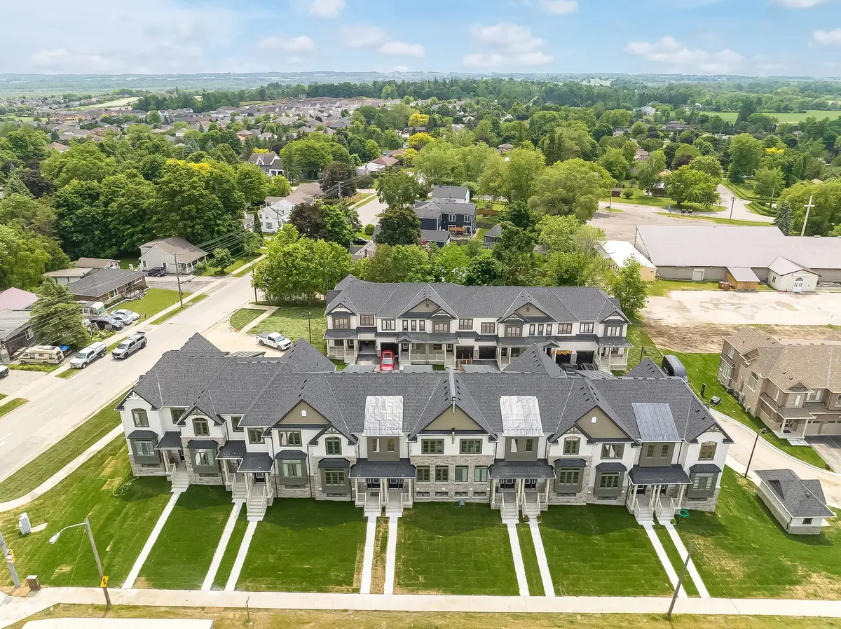 31 Shand LN, Scugog, ON L9L 0C7