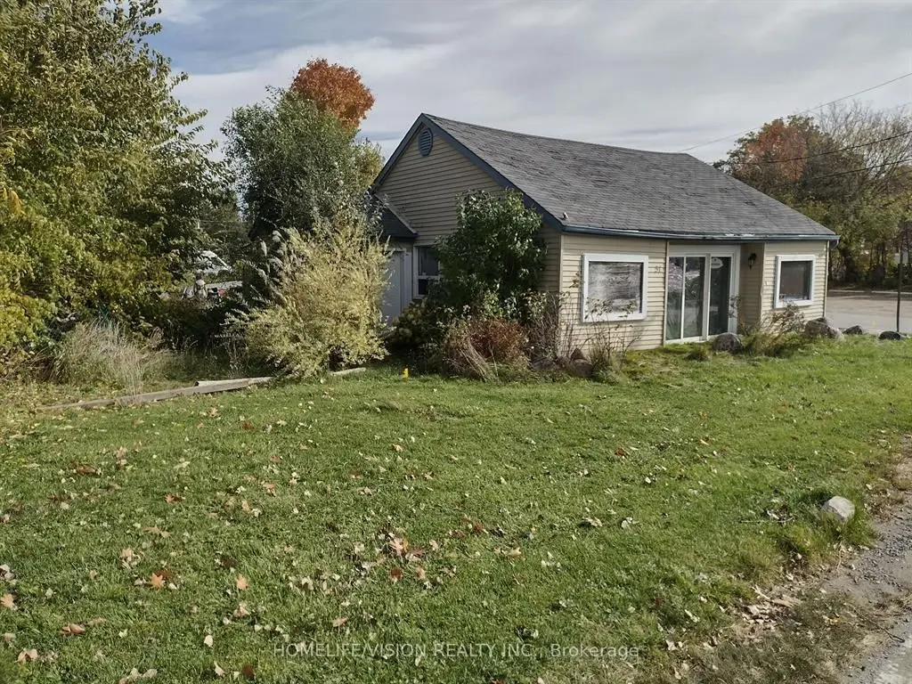 51 Lake DR N, Georgina, ON L4P 1A5