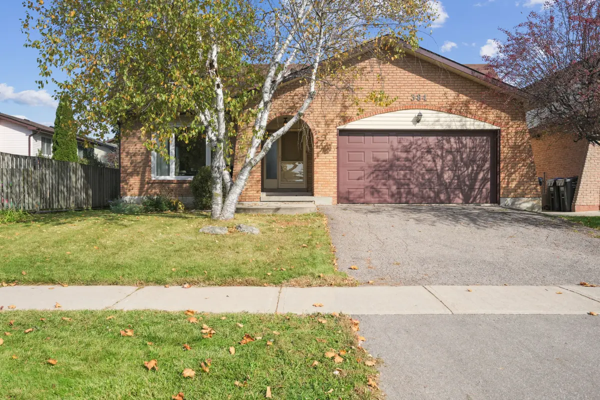 384 Centre ST N, Brampton, ON L6V 3L6