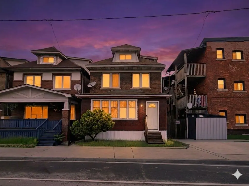 563 Cannon ST E, Hamilton, ON L8L 2G2