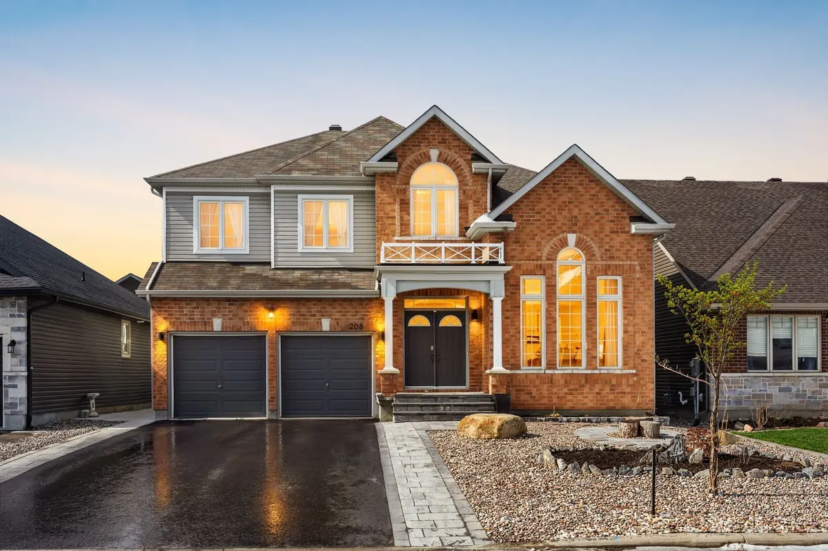 208 Rover ST, Kanata, ON K2V 0G2
