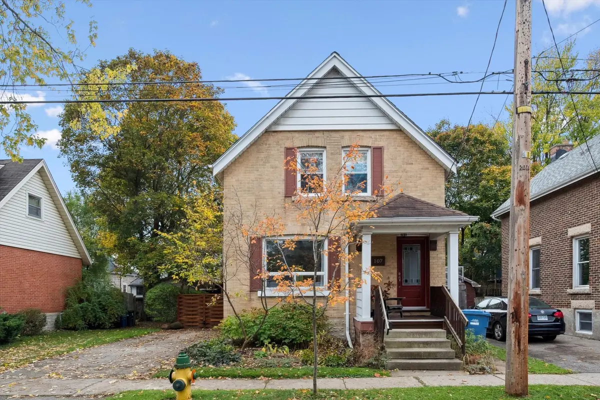 107 Kingsmill AVE, Guelph, ON N1E 5W1