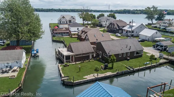 130 Delta DR,  Algonac,  MI 48001