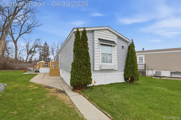 1261 Christine Terrace, Madison Heights, MI 48071