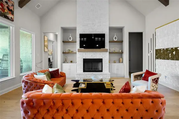 4033 Lagos Drive, Midlothian, TX 76065