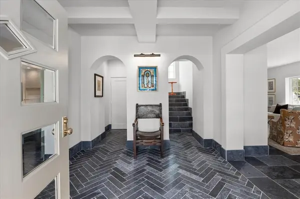 4259 Crestline Road, Fort Worth, TX 76107