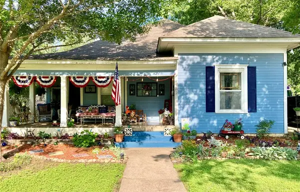 1309 N Austin Street, Denton, TX 76201